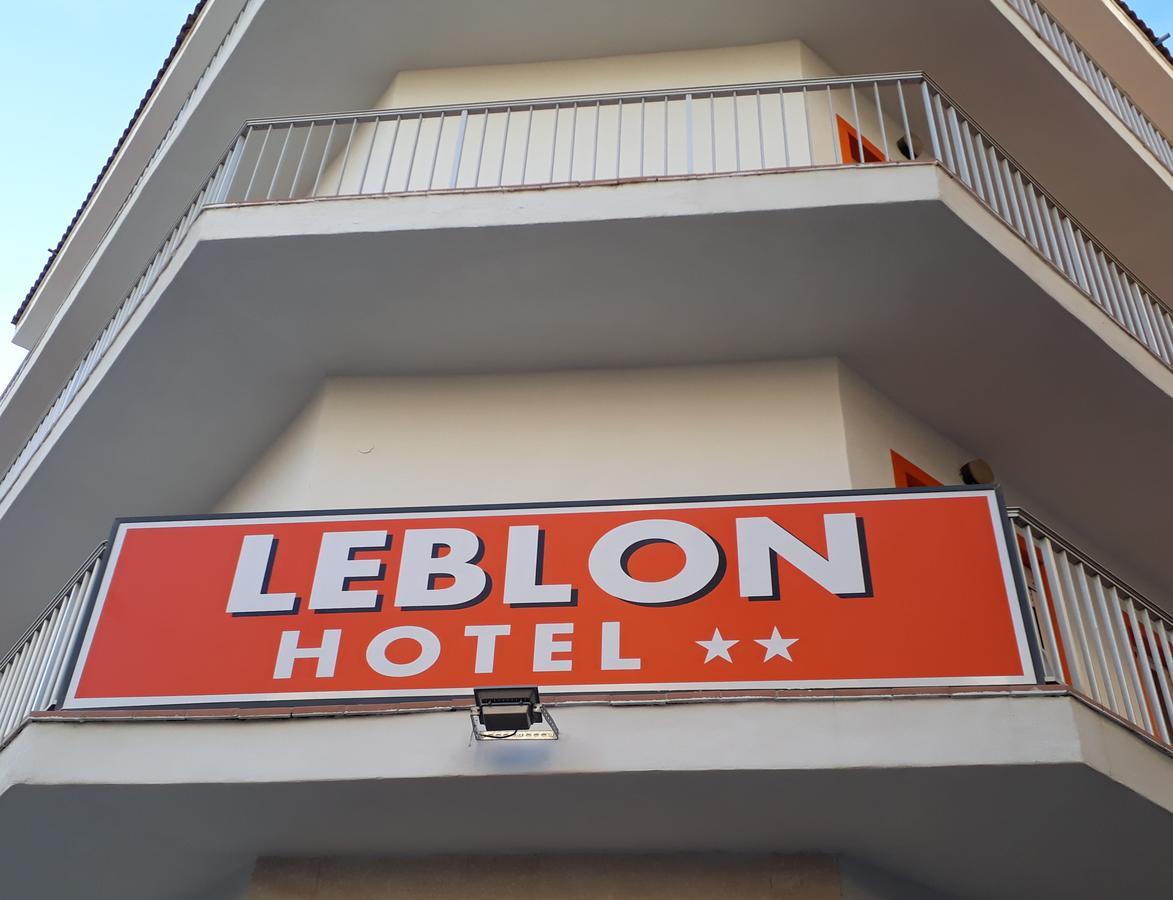 Hotel Leblon El Arenal  Exteriör bild